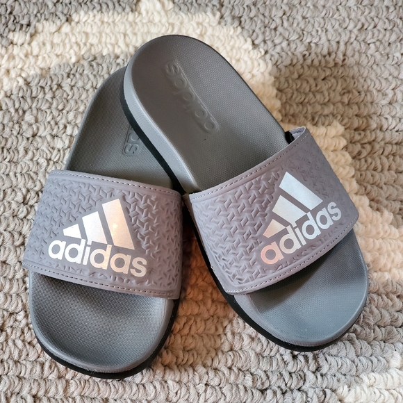 little boys adidas slides